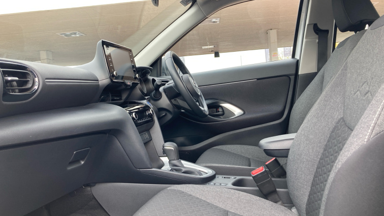 Toyota Yaris Cross 1.5 Hybrid Icon 5dr CVT Hybrid Estate